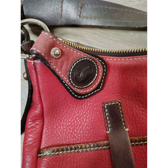 Vintage Dooney & Bourke Red Pebbled Leather Purse Shoulder Bag Zip Front Pockets - Picture 7 of 8
